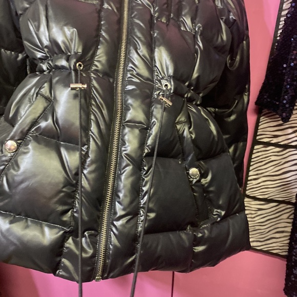 SOLD - Picture 3 of 6